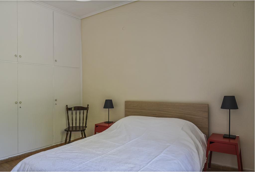 Miranda'S Apartment In Thissio Athens Exterior photo